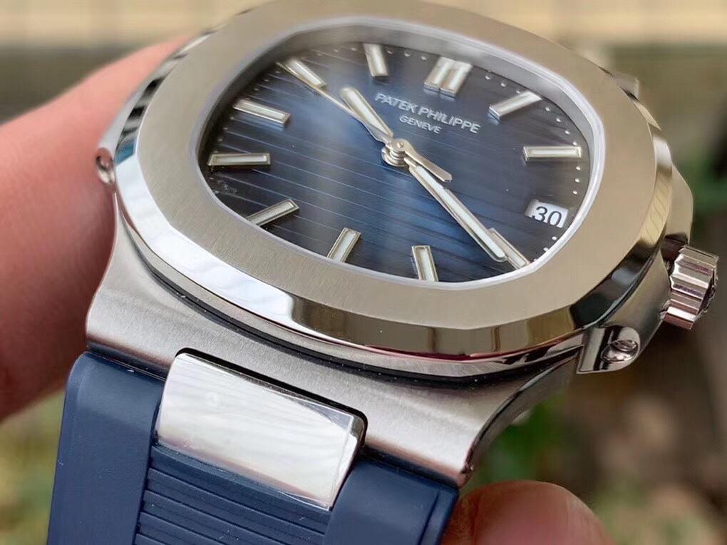 PATEK NAUTILUS 5711 STAINLESS STEEL RUBBER STRAP
