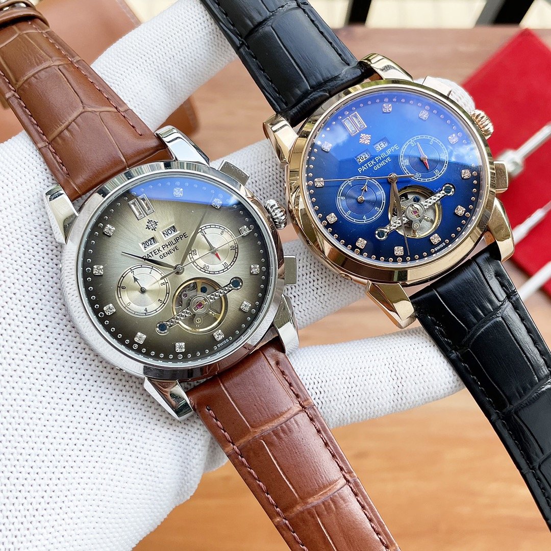 PATEK ANNUAL CALENDAR DIAMOND NUMERALS