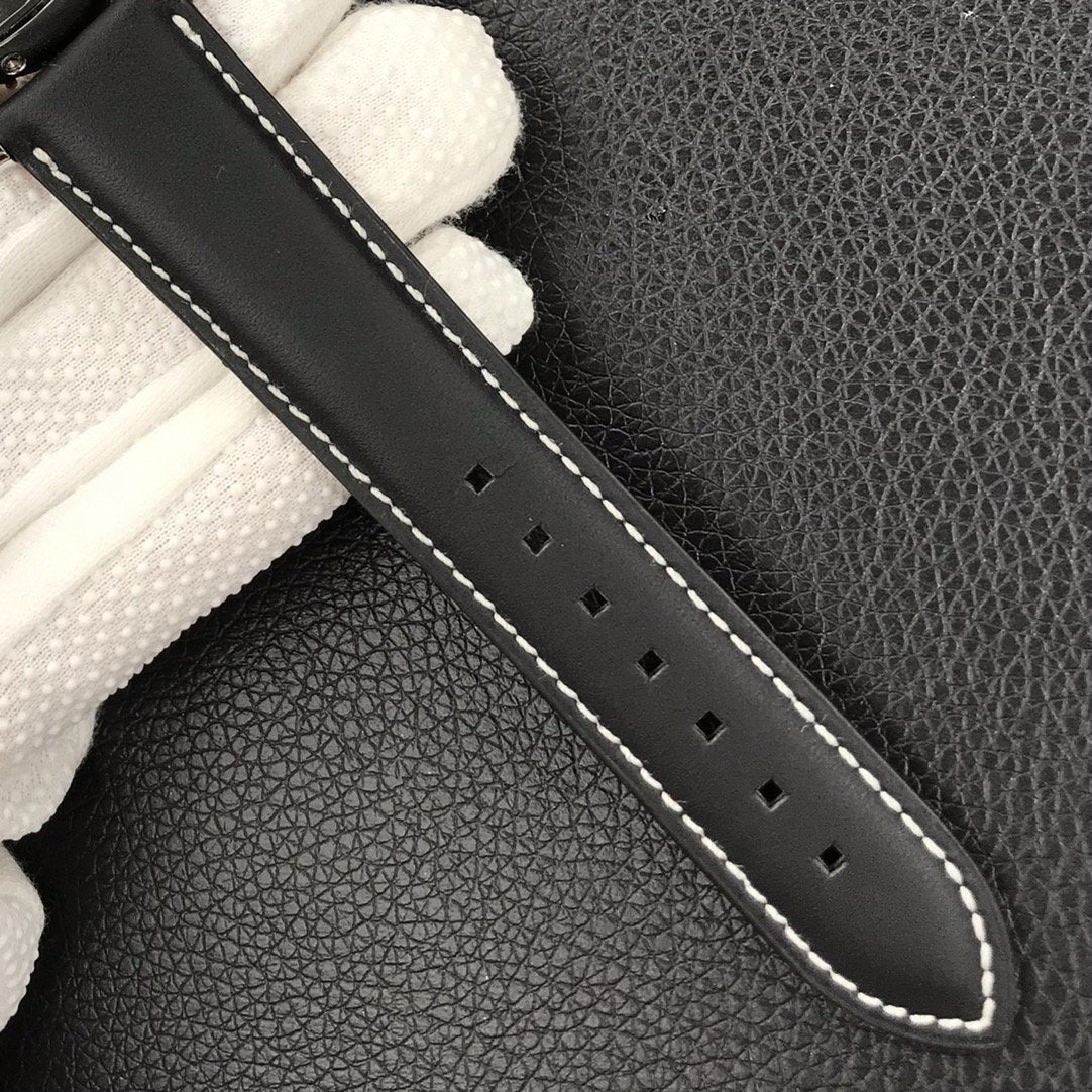 PATEK COMPLICATIONS 5524G-001 BLUE DIAL