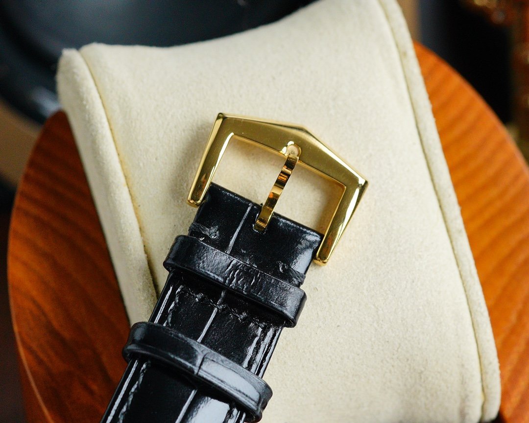 PATEK CALATRAVA 40MM GOLD CASE DIAMOND NUMERALS