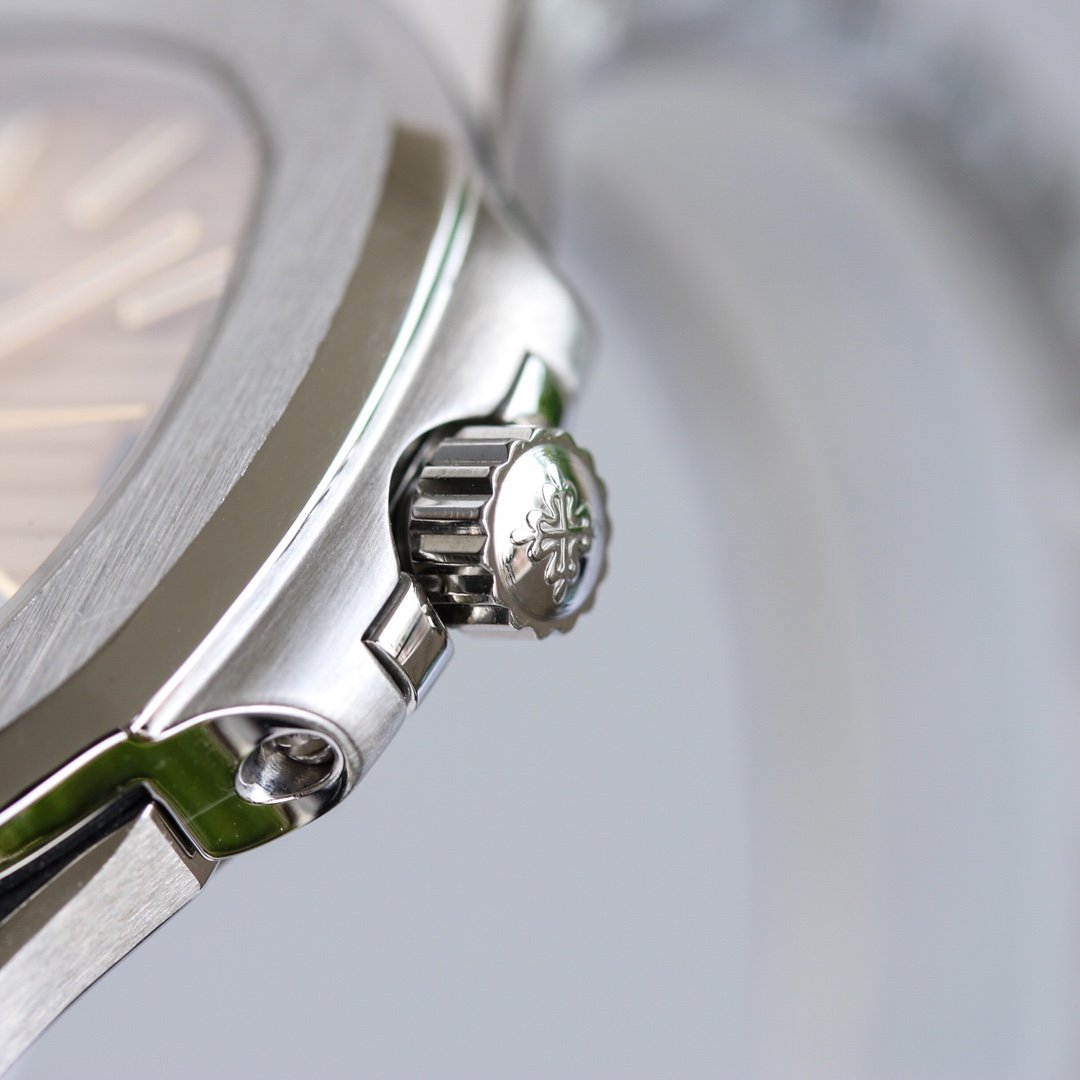 PATEK NAUTILUS 5711 STEEL CASE