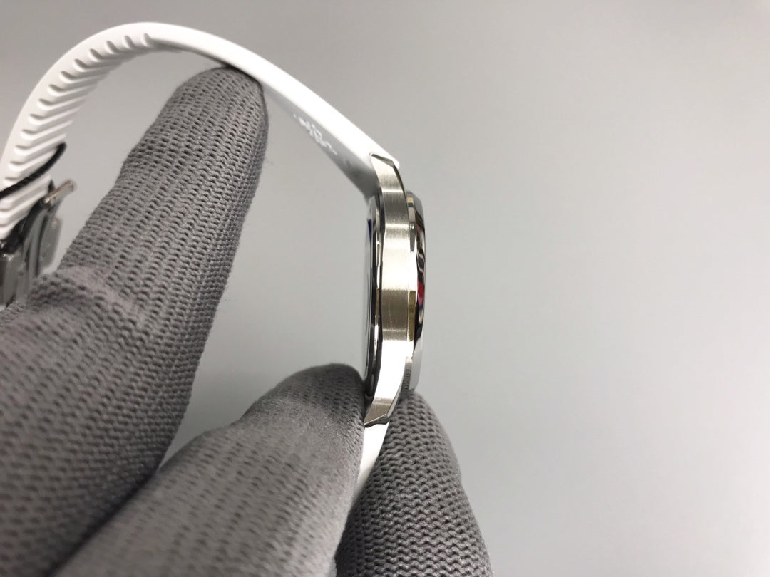 PATEK Aquanaut 5067A 35.6mm White Dial