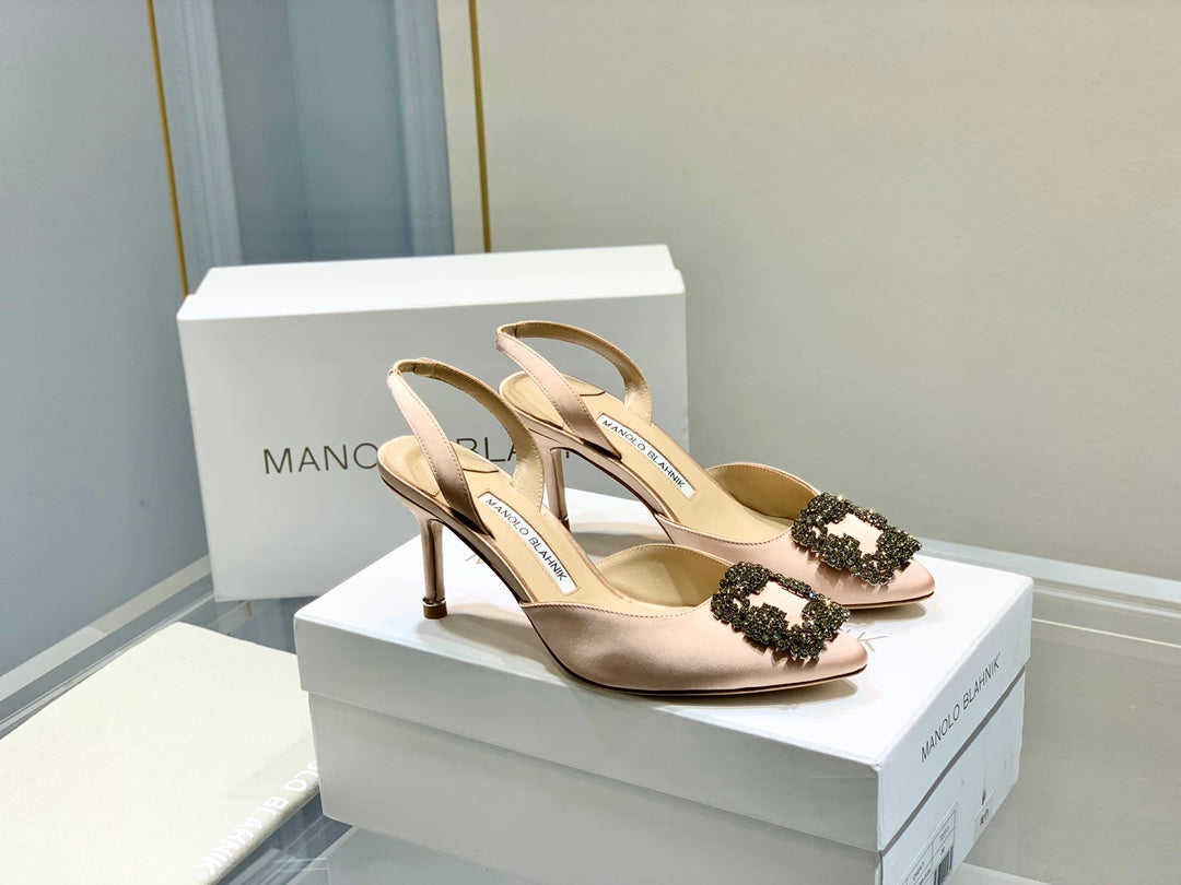 Manolo Buckle Slingback 7cm Light Pink Silk 208031