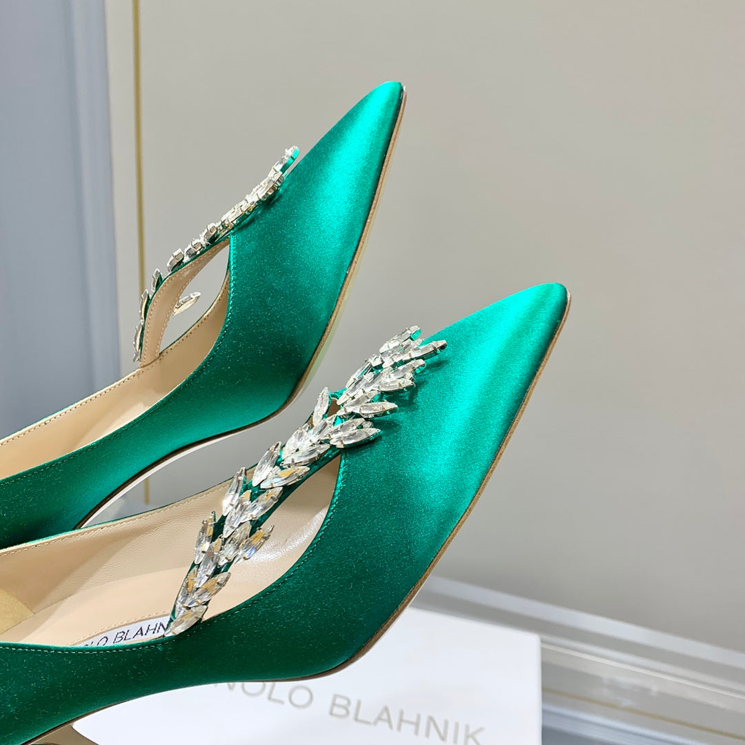 Manolo Wheat Ear Rhinestone Pumps Green Silk Fabric 327454