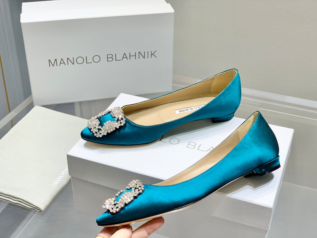 Manolo Diamond Buckle Pumps Olympic Silk 327506