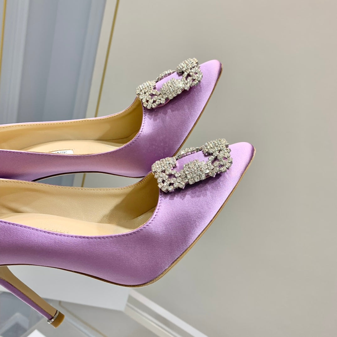 Manolo Diamond Buckle Pumps Purple Silk 327505