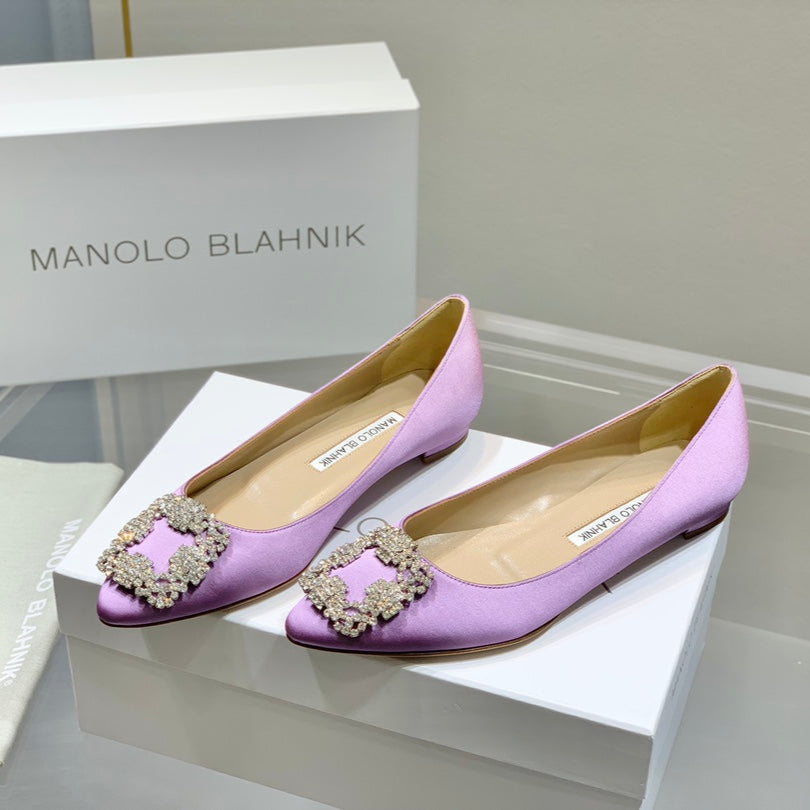 Manolo Diamond Buckle Pumps Purple Silk 327505