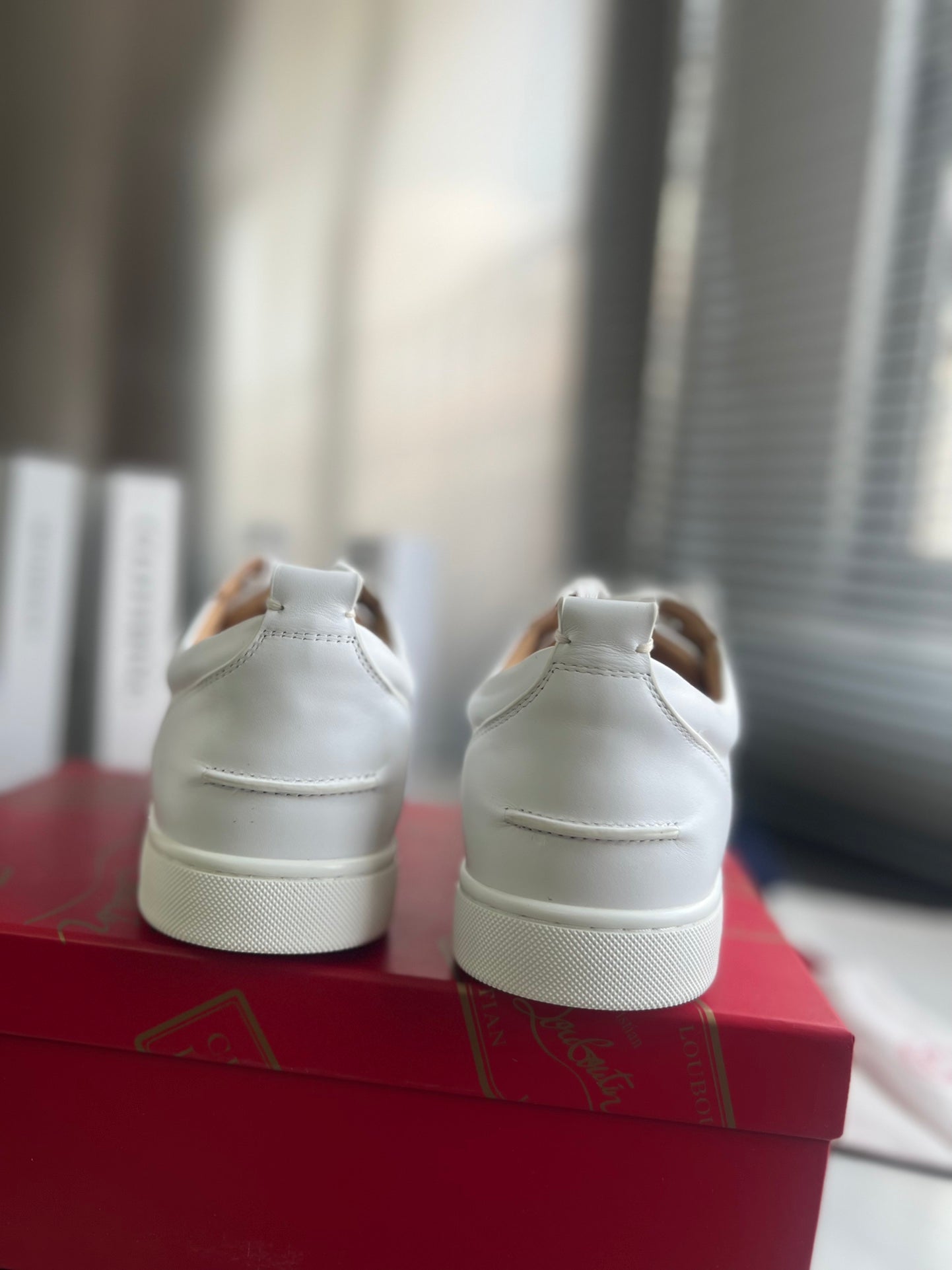 Christian Louboutin Louis Junior Spikes White Cowhide 332091