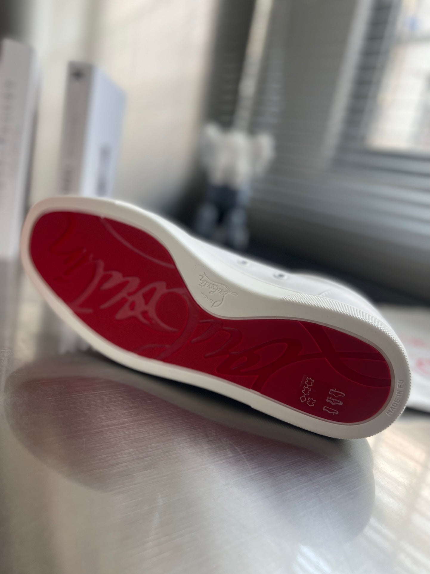 Christian Louboutin Louis Junior Spikes White Cowhide 332091