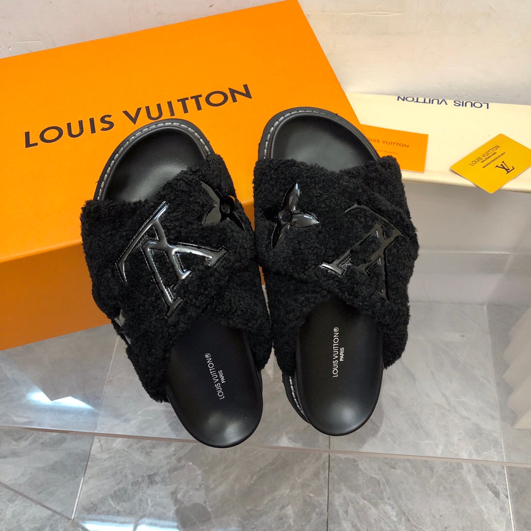 LV Paseo Flat Comfort Mule Black Fleece