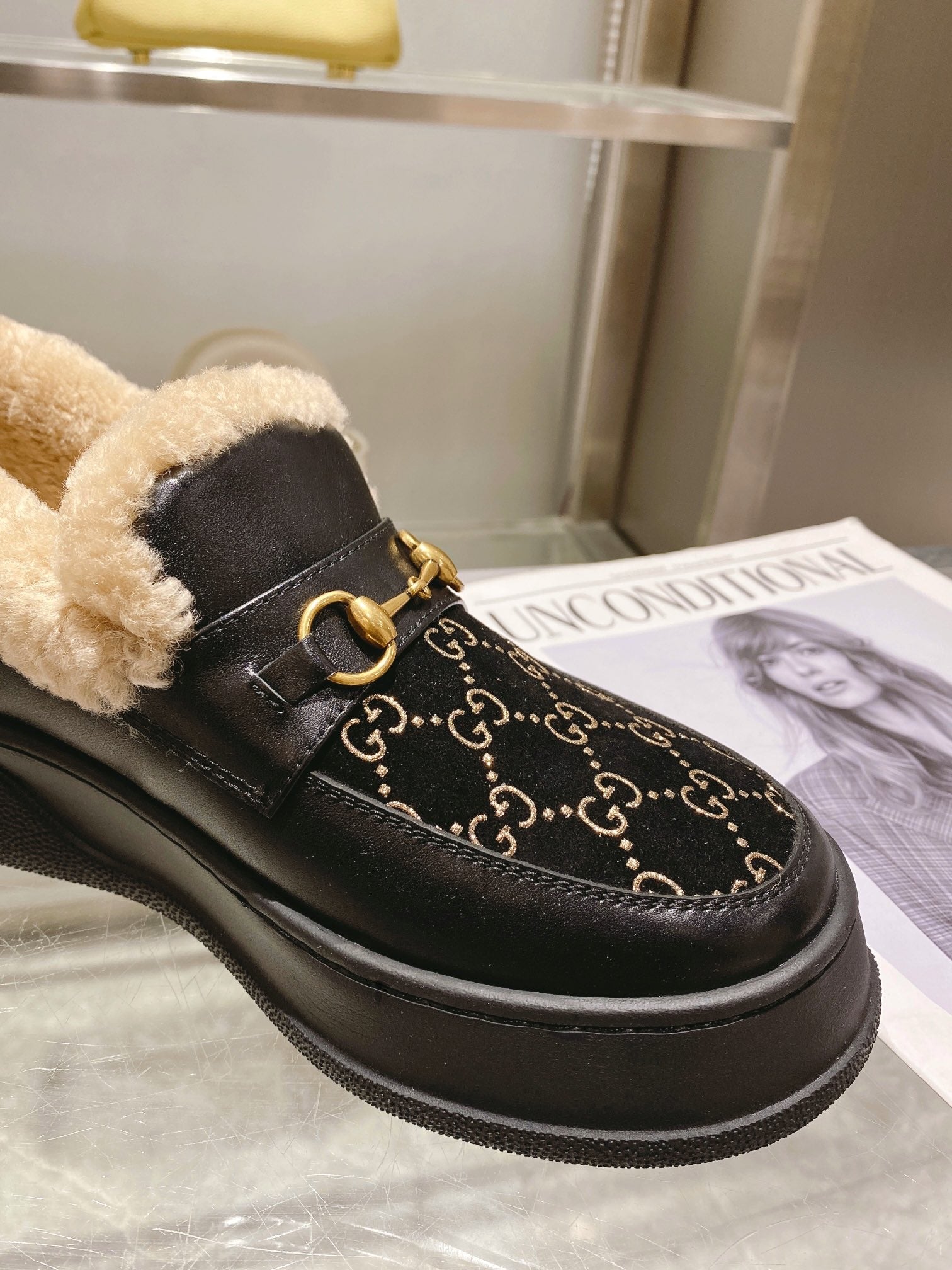 GG Snow Boots Black Cowhide Wool 576234