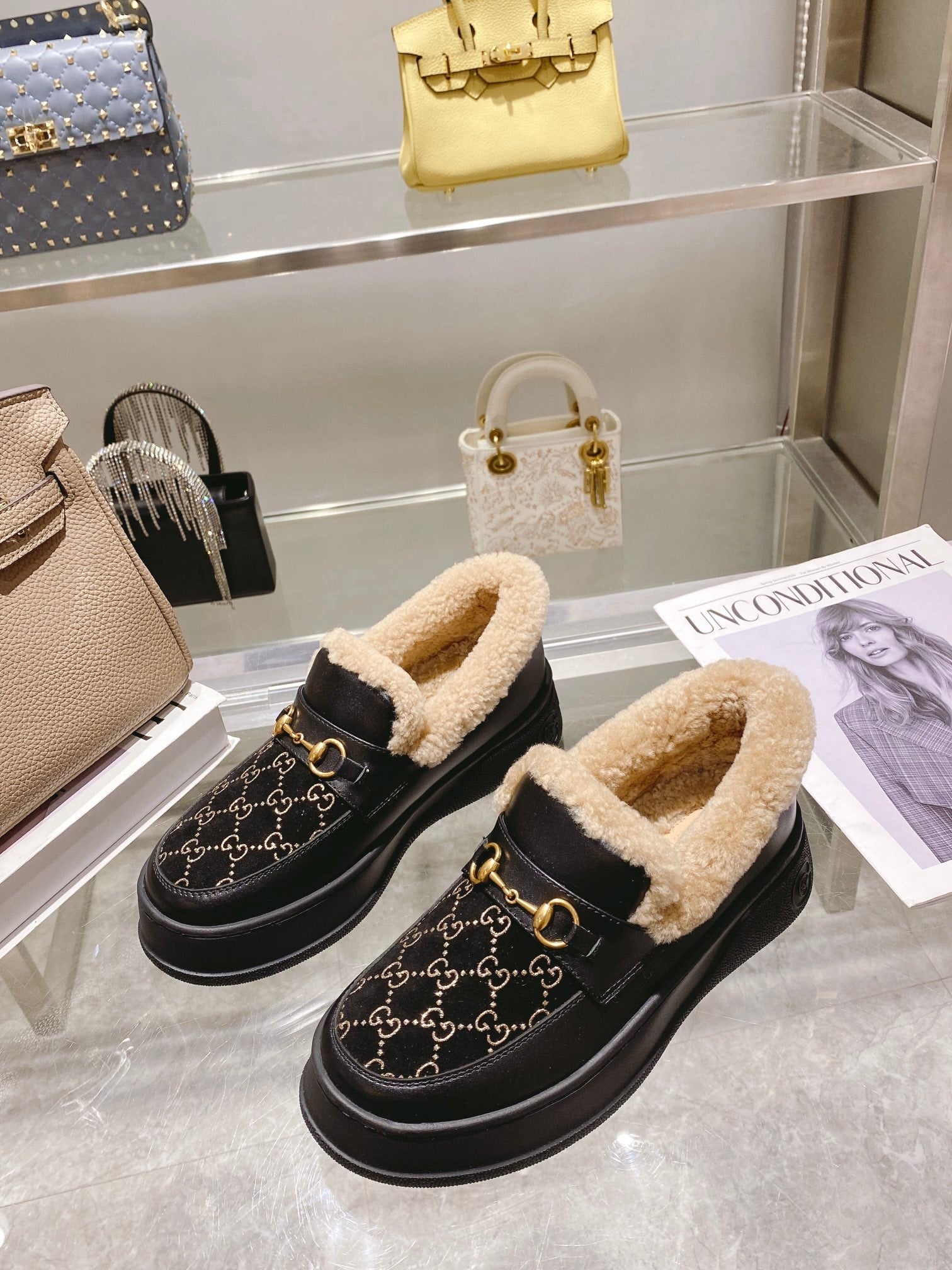 GG Snow Boots Black Cowhide Wool 576234