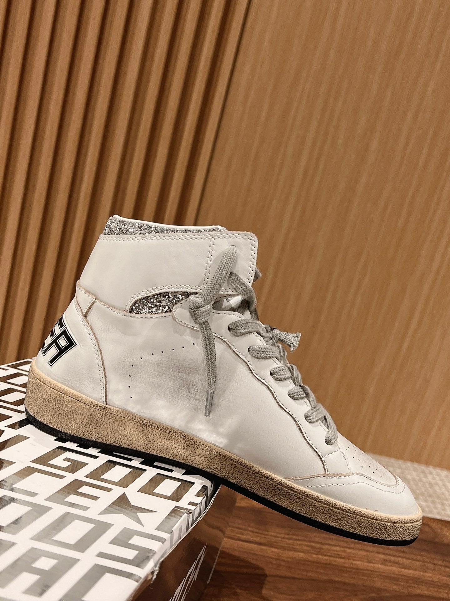 Golden Goose 2025 High-Top Sneaker White Silver Cowhide 170576