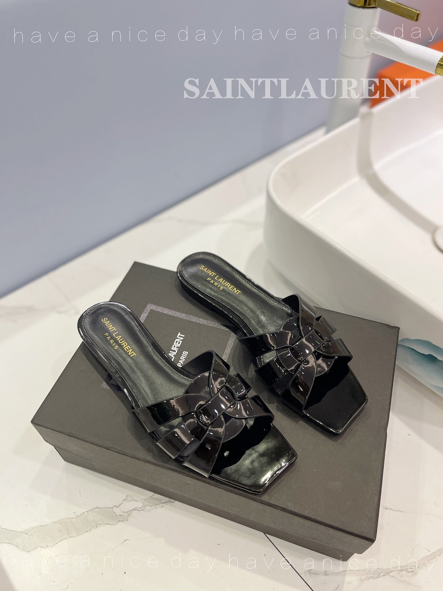 SL TRIBUTE SLIPPERS GLOSSY BLACK CALFSKIN