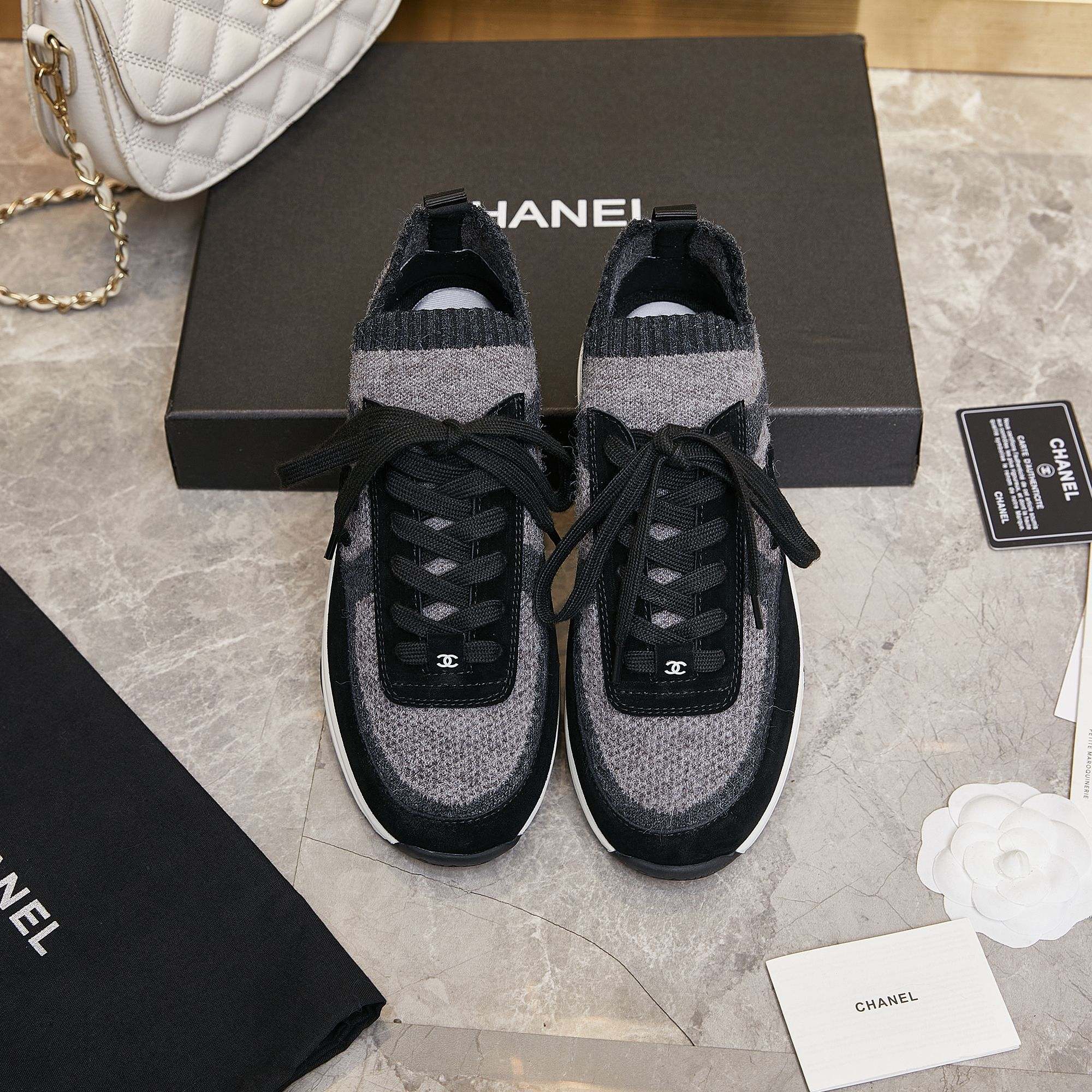 Chanel 2025 Sneaker Black Dark Grey Suede Knit 548316