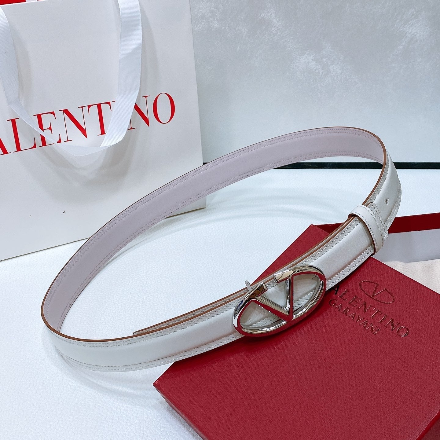 The Bold Edition Belt 30mm White Calfskin Silver Buckle