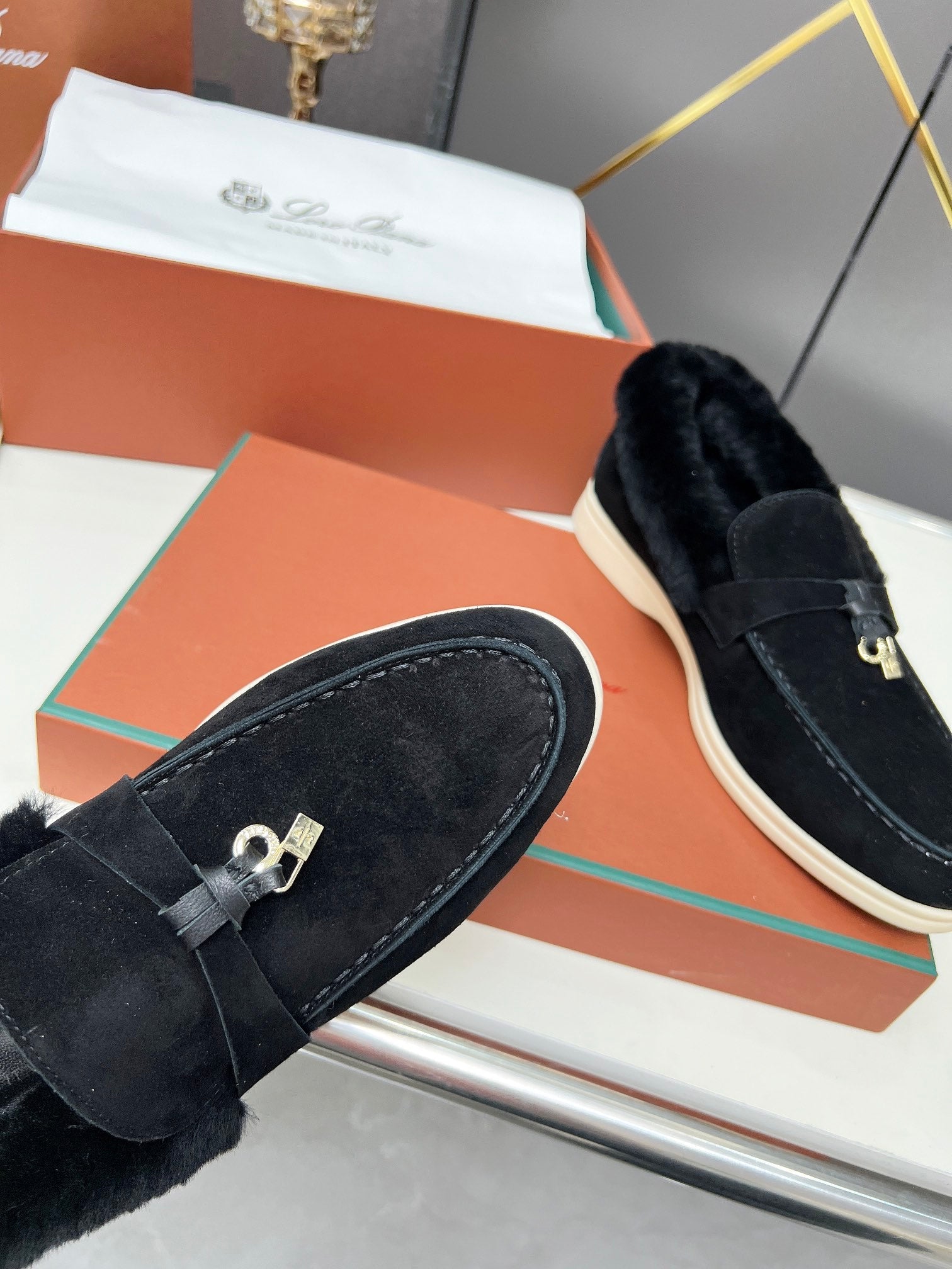 LP Summer Charm Walk Loafer Black Suede Lamb Fur