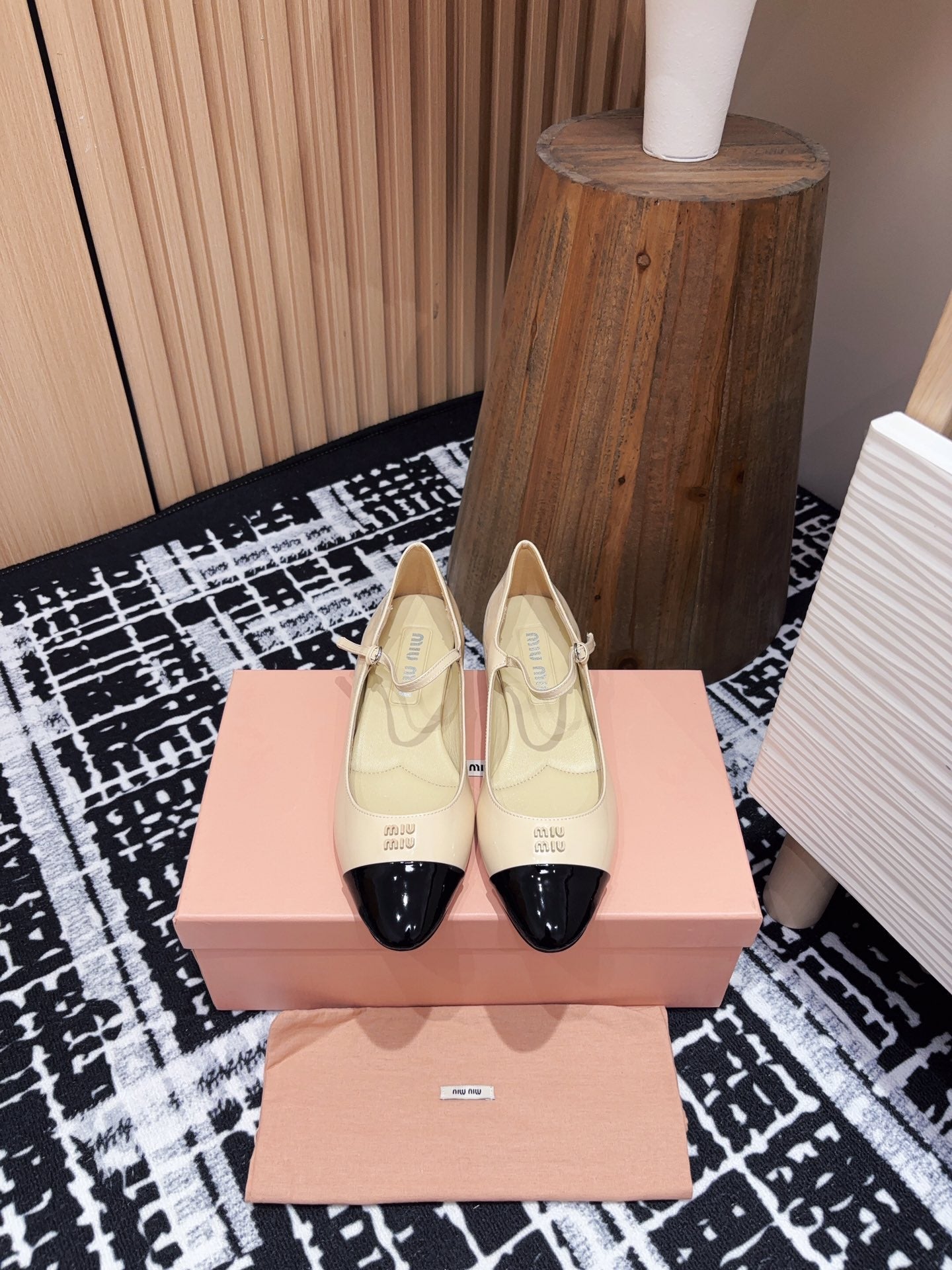 Miu Mary Jane Beige Shiny Lambskin