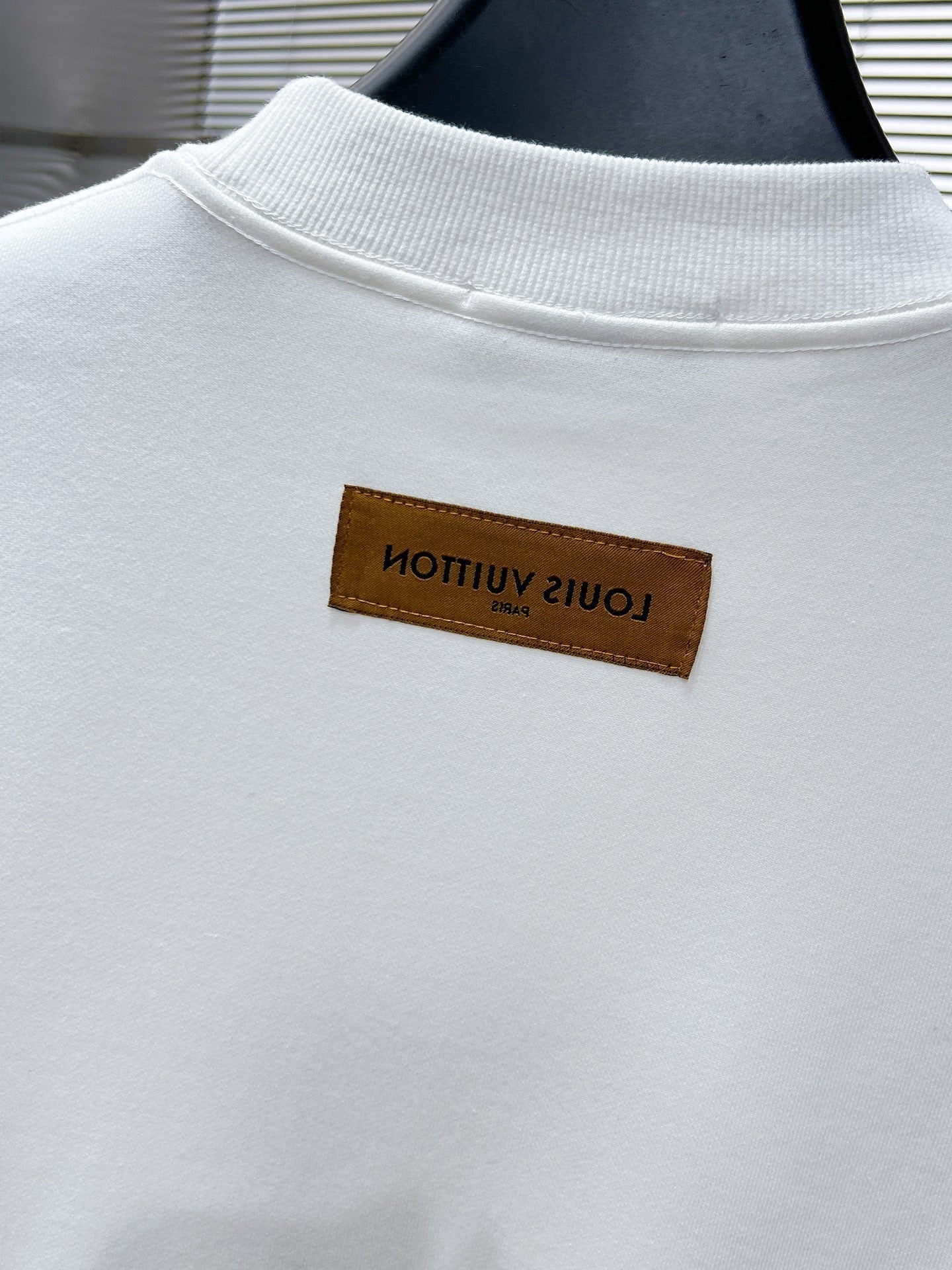 LV SWEATER IN WHITE POLYAMIDE FABRIC 238800