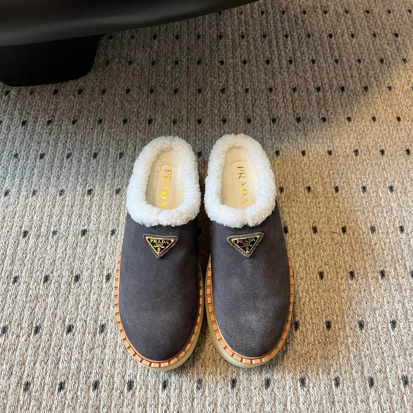 Prada 25s Furry Half-Cover Slippers Gray Suede And Wool 538427