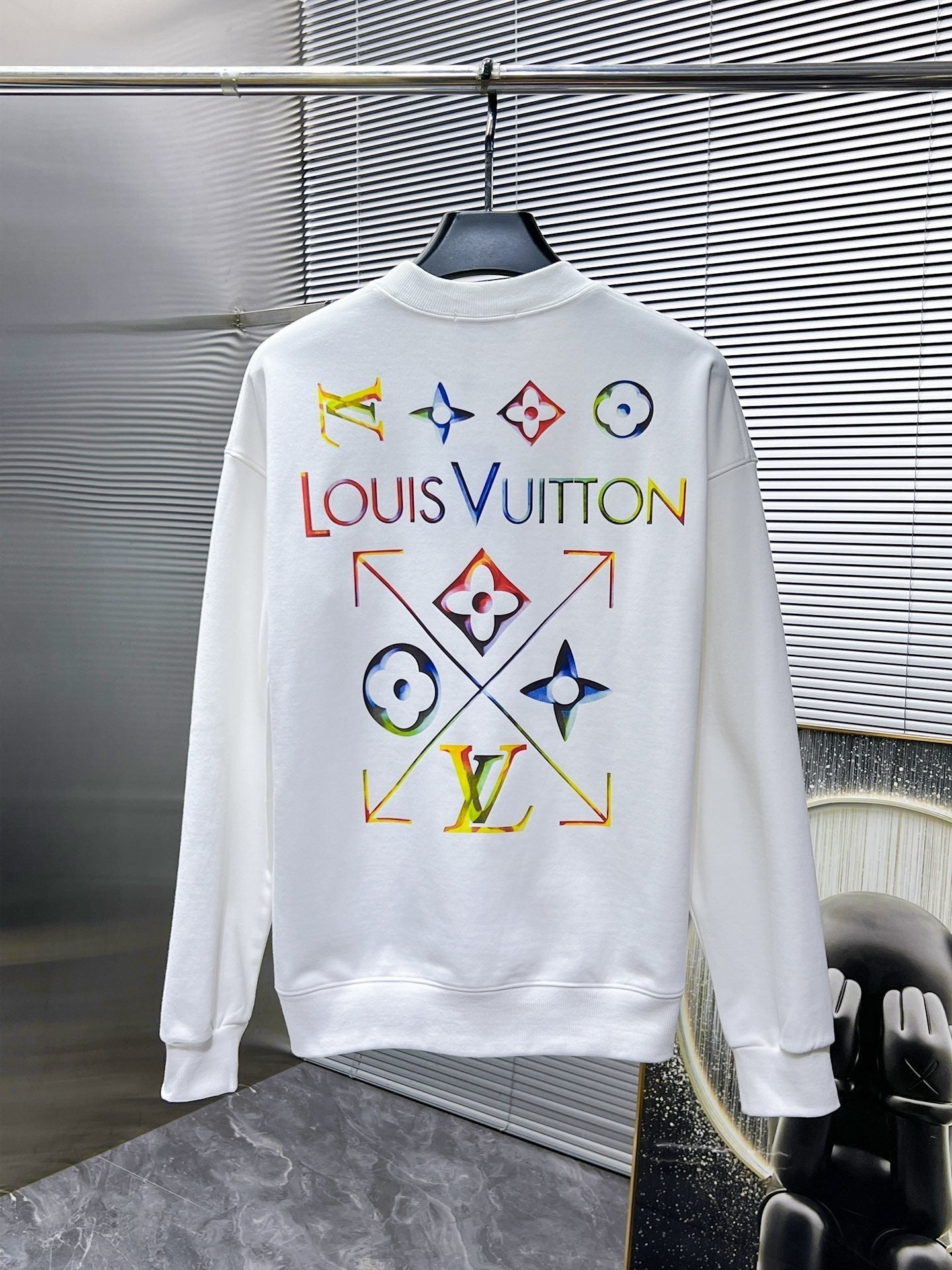 LV SWEATER IN WHITE COTTON 238811