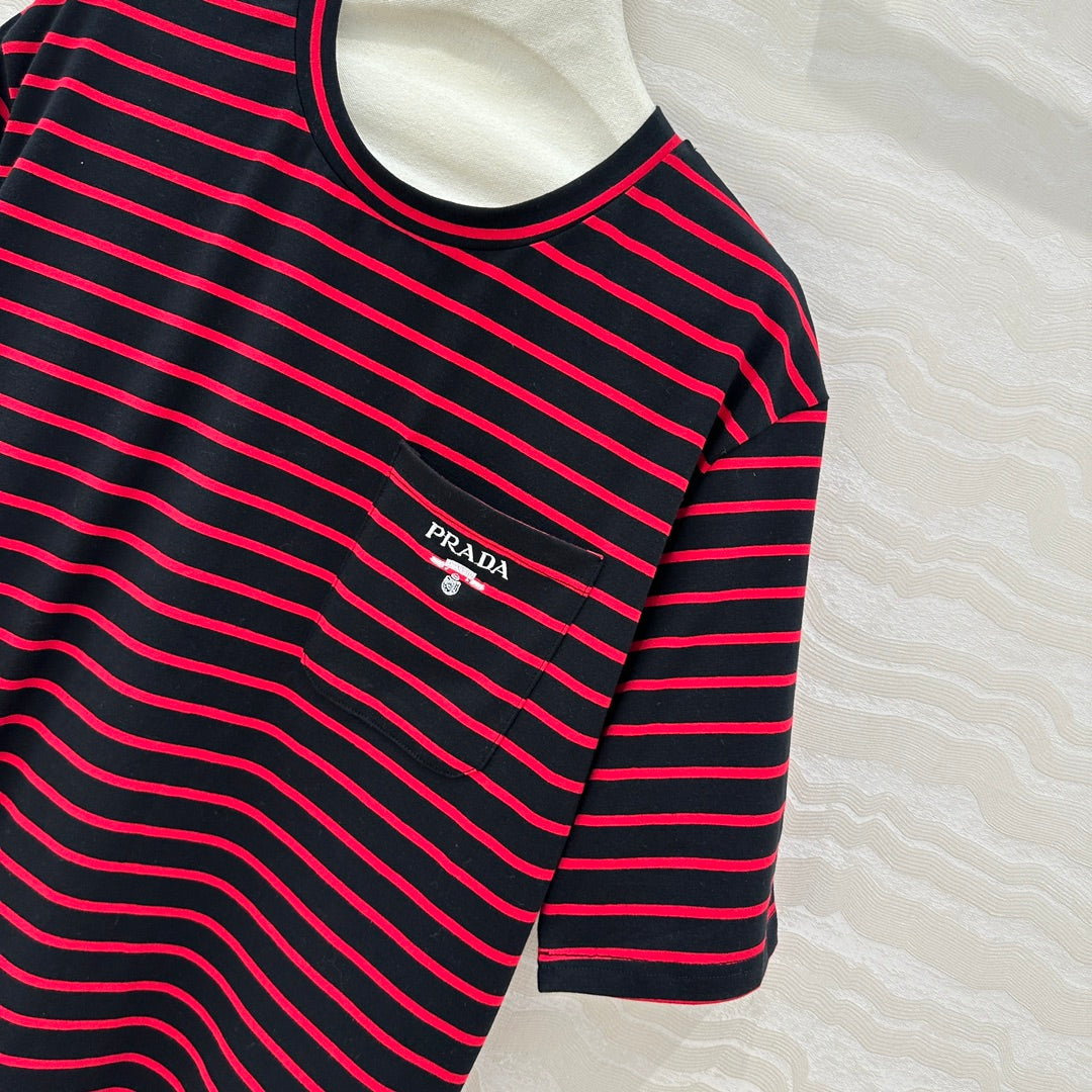 Prada Striped Short-sleeved T-shirt Red mix Black Cotton