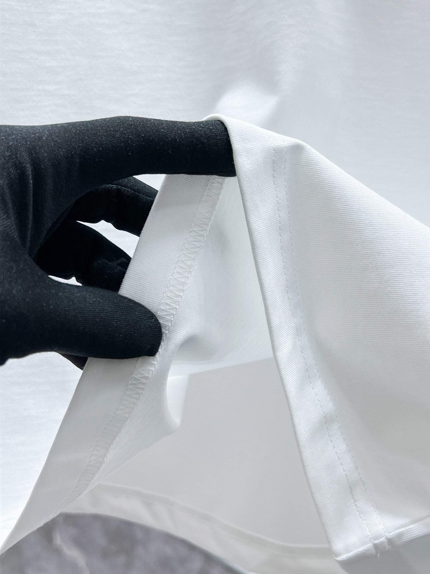 LV T-SHIRT IN WHITE COTTON 238819