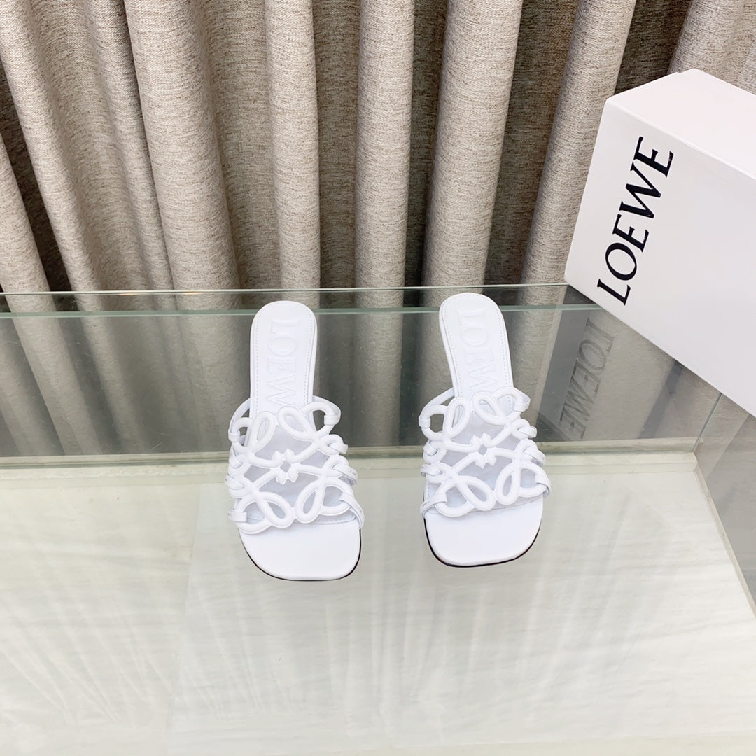 Loewe 25 Petal Anagram Slide 45mm White Sheepskin