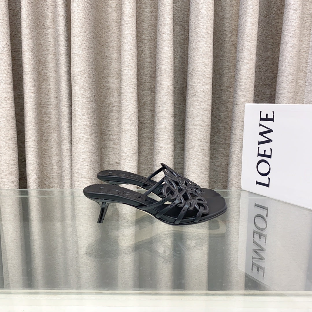 Loewe 25 Petal Anagram Slide 45mm Black Sheepskin