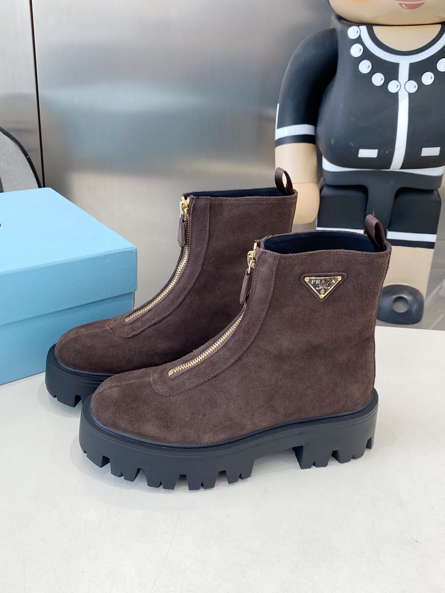 PRA classic slip-on boots dark chocolate suede 479021