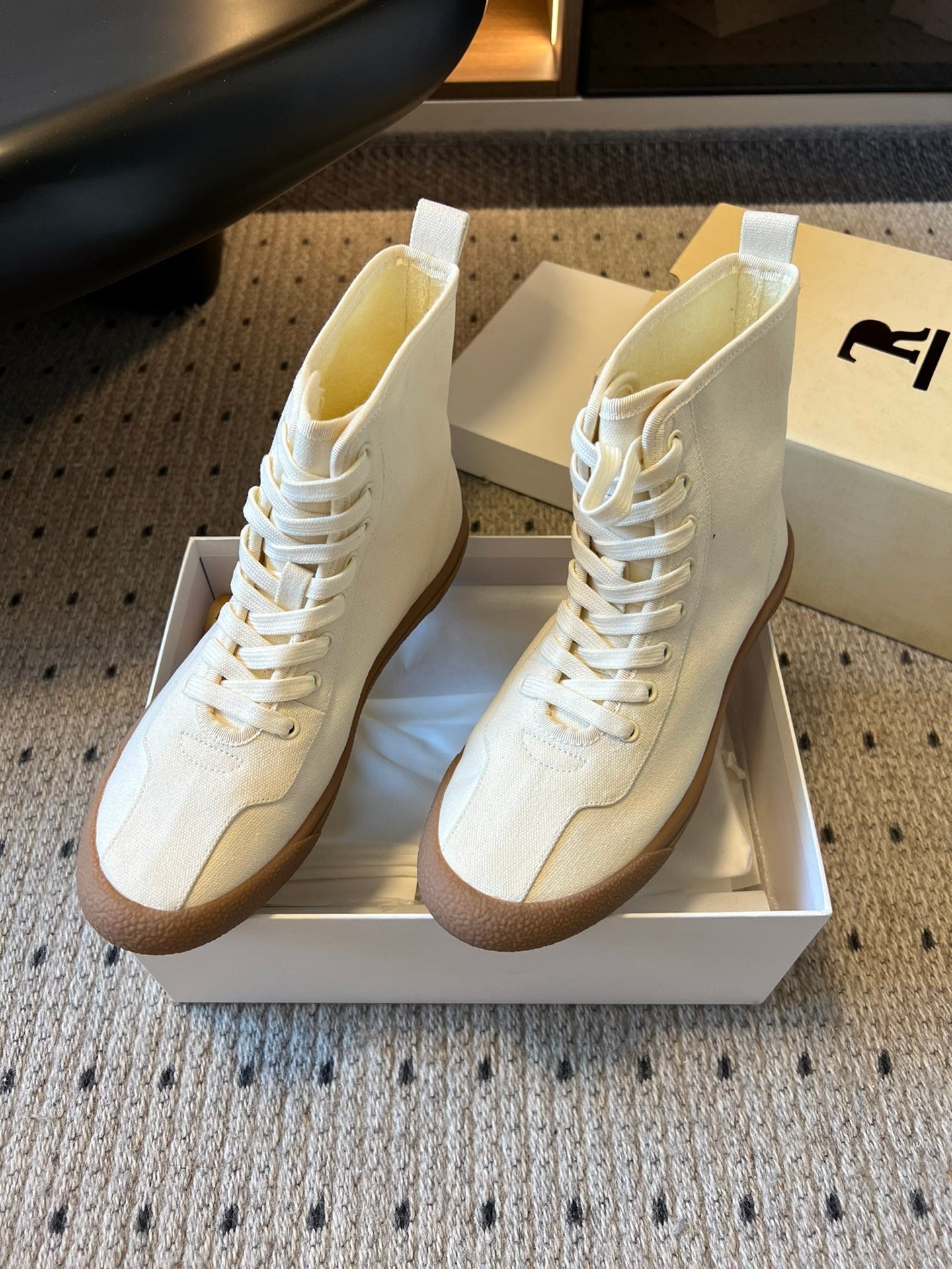 The Row 2025 High Sneaker White Canvas 561616