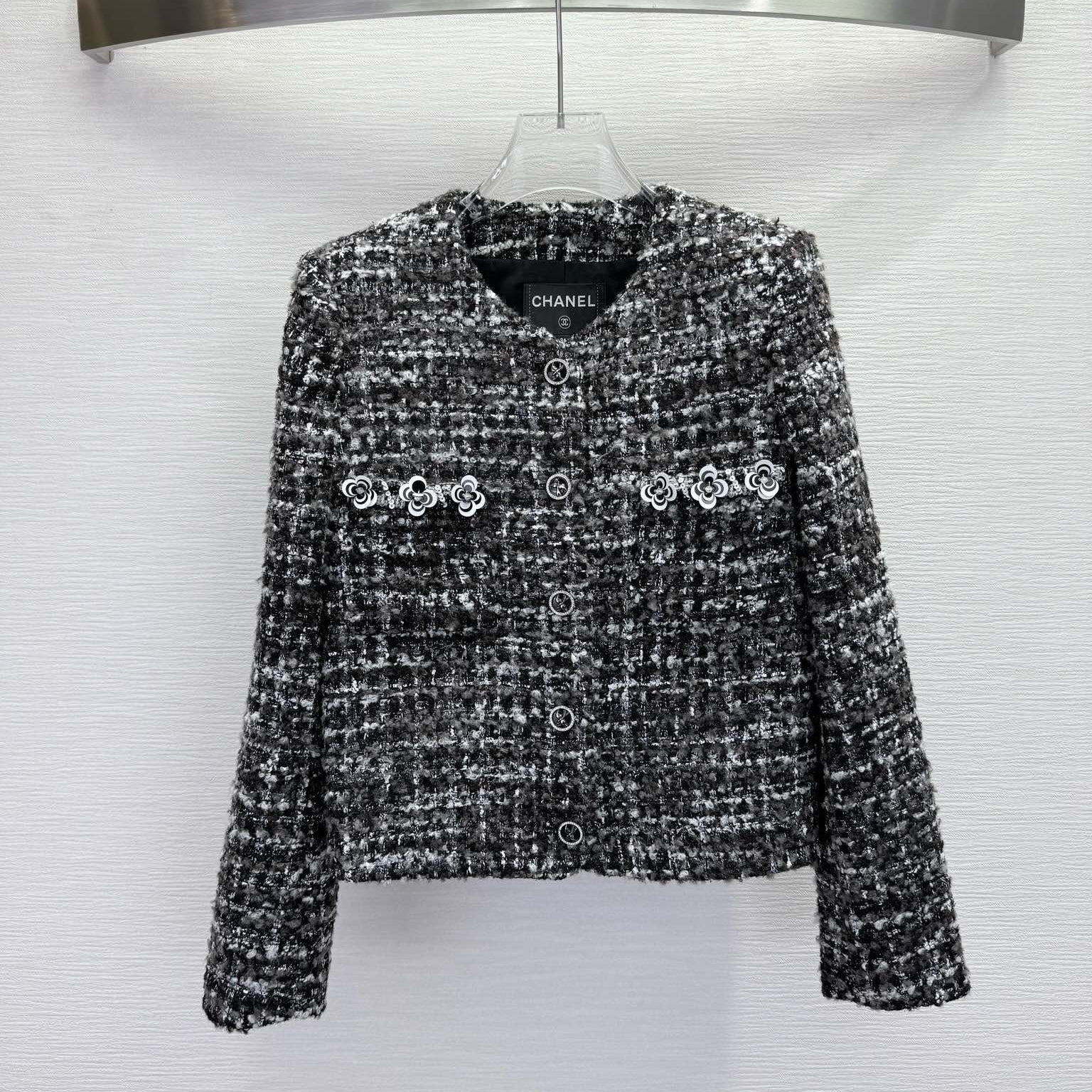 Chanel 25 Jacket Black White Wool 313875