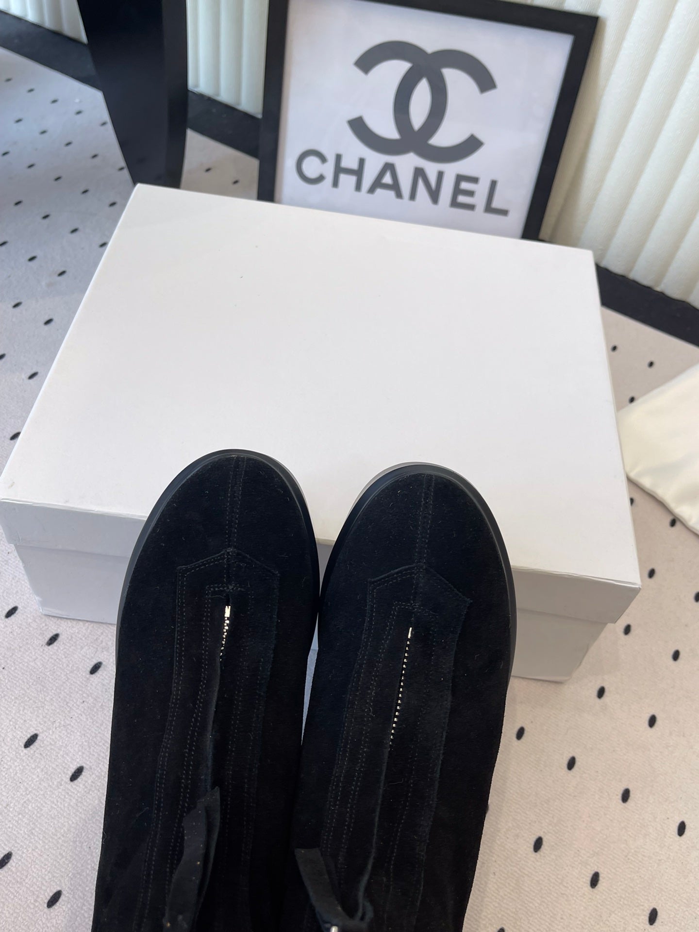 The Row 2025 Zipped Ankle boot Black Suede 554604