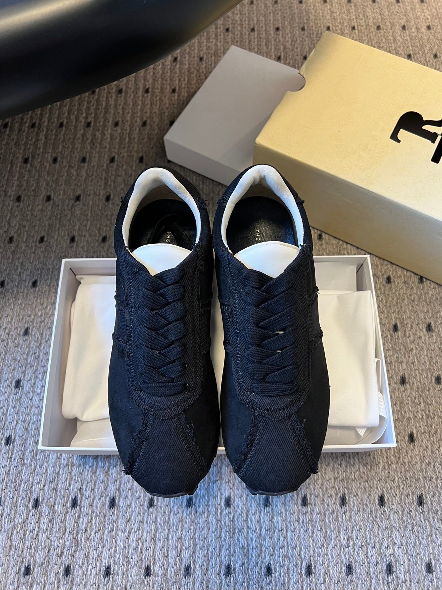 The Row 2025 Sneaker Black Suede Canvas 561647