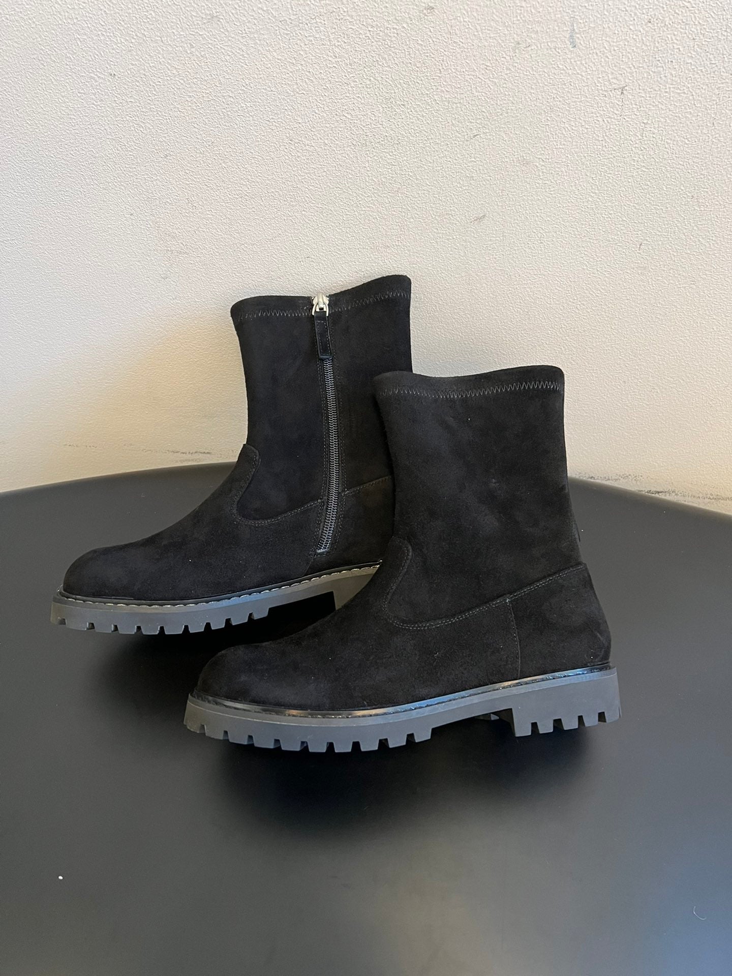 The Row 2025 Boot Black Suede 561644