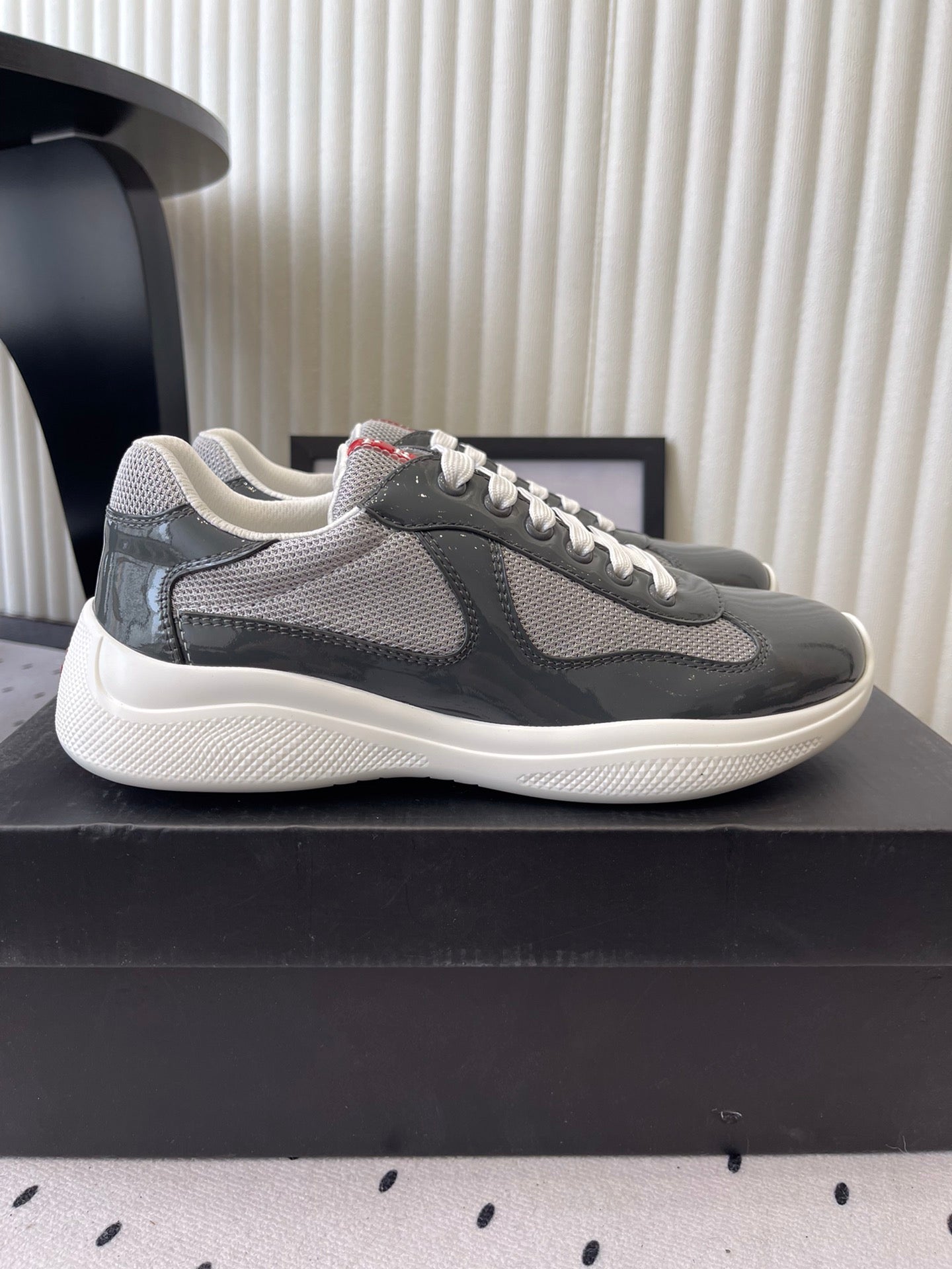 Pra 2025 Sneaker Dark Gray Patent Leather Mesh 554584