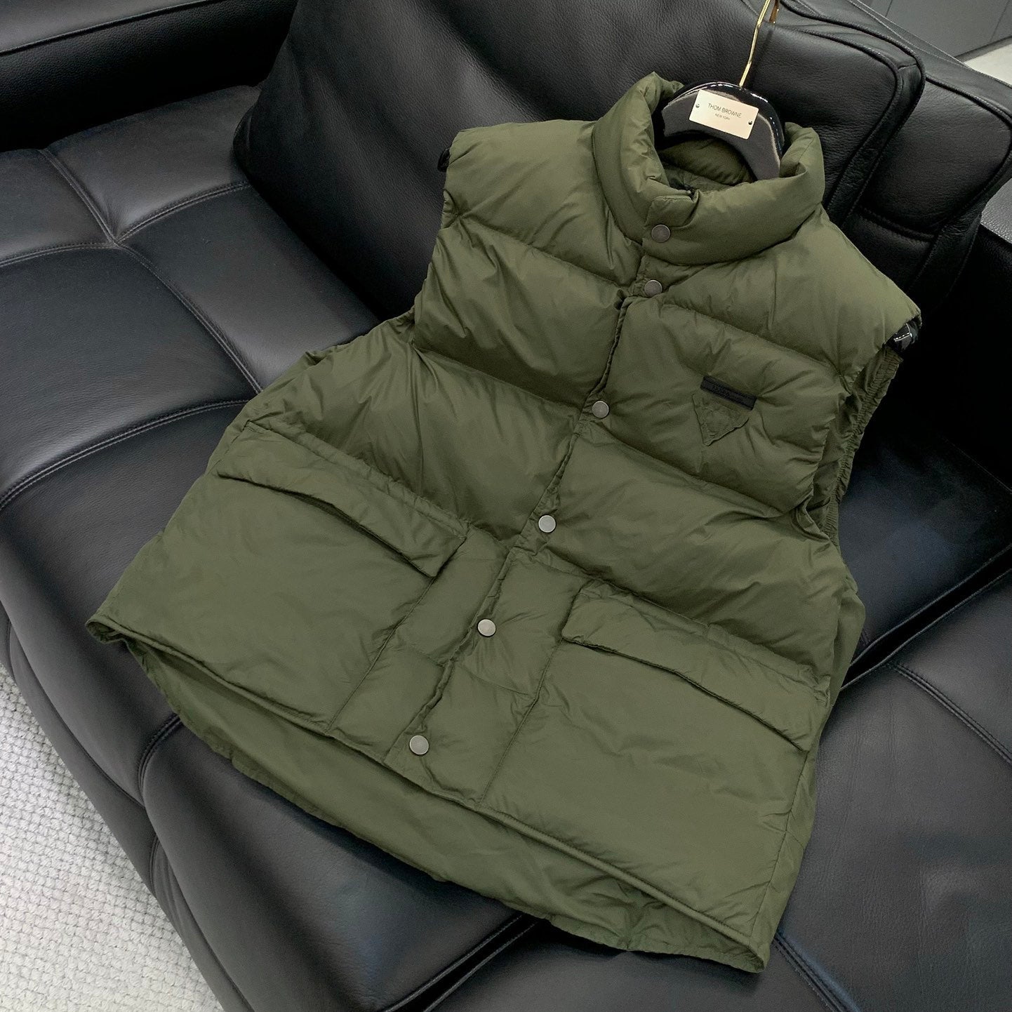 Prada 2025 Prada Re-Nylon Puffer Vest Green Down