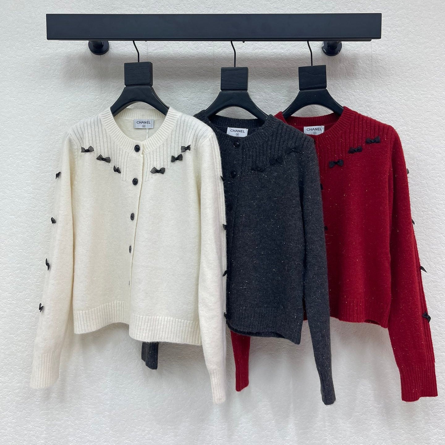 CC 26 Wool Cardigan With Small Bow 331297