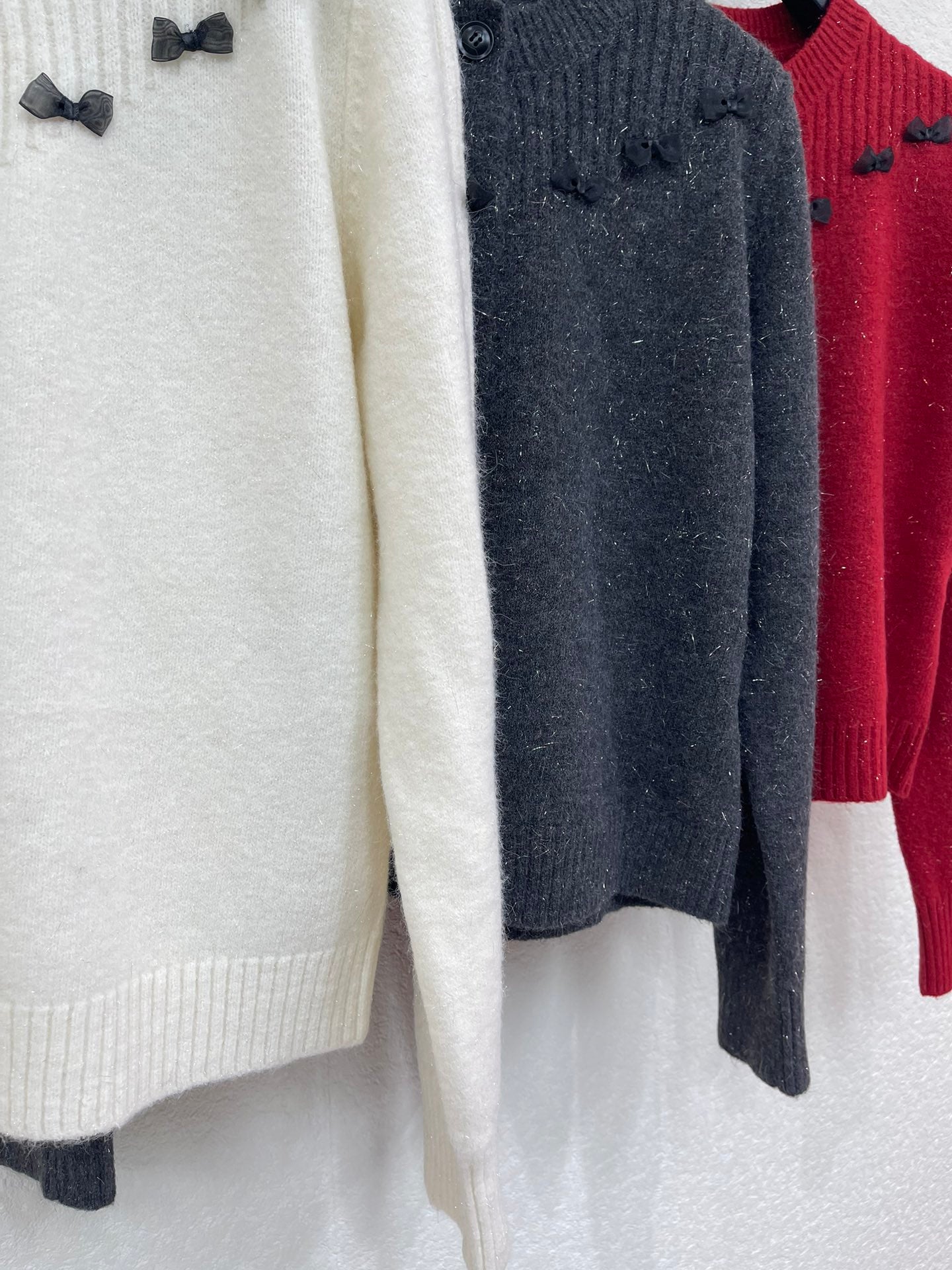 CC 26 Wool Cardigan With Small Bow 331297