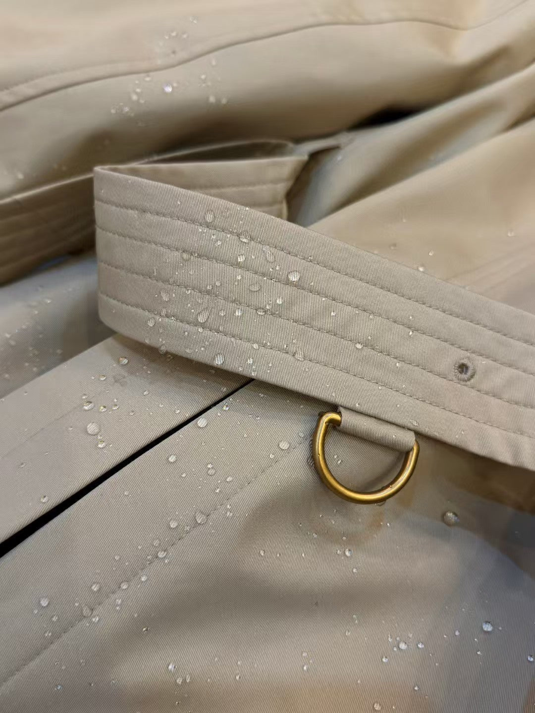 Mid-length Kensington Heritage Trench Coat Beige