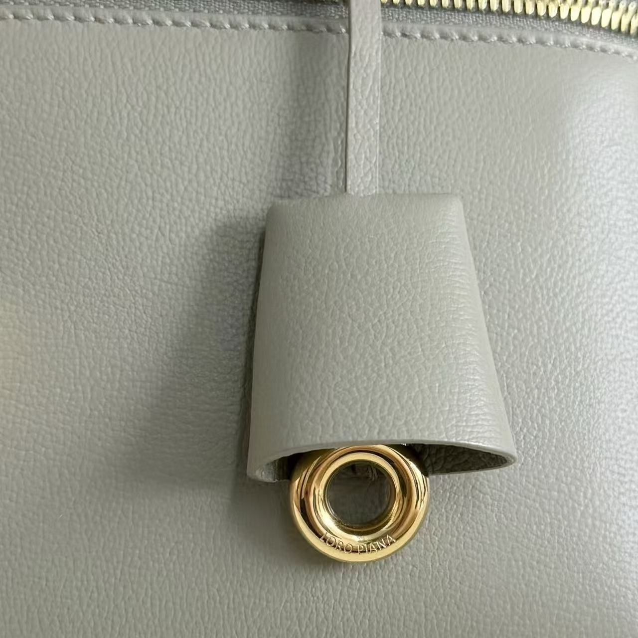 LP Extra Bag 27 Light Green Calfskin