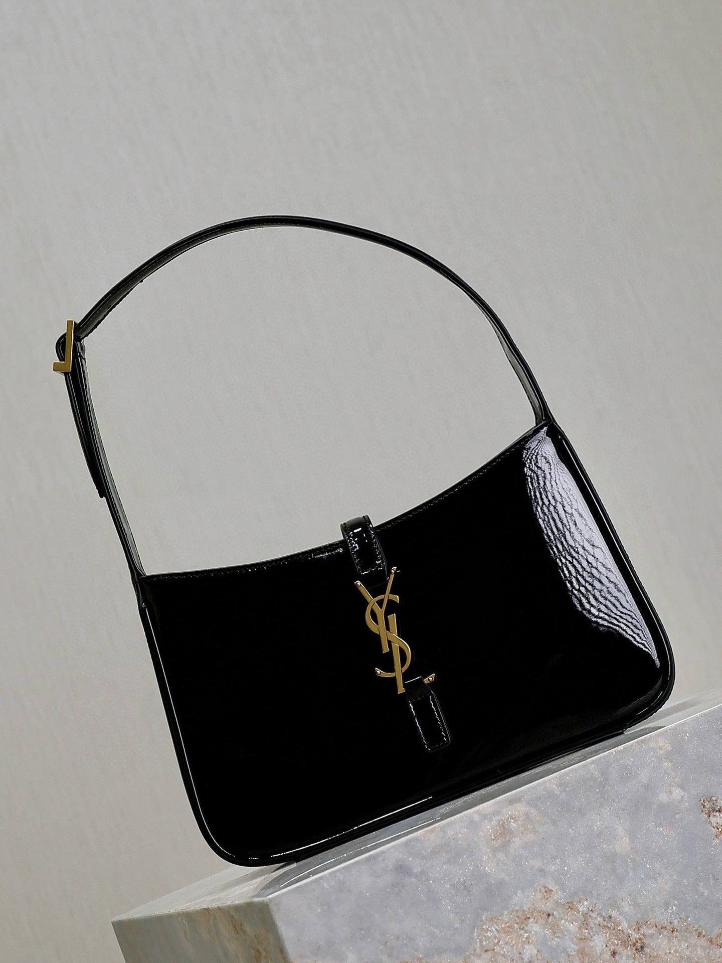 YSL 2025 Le5A7 Bag 25cm Black Gold Patent Leather