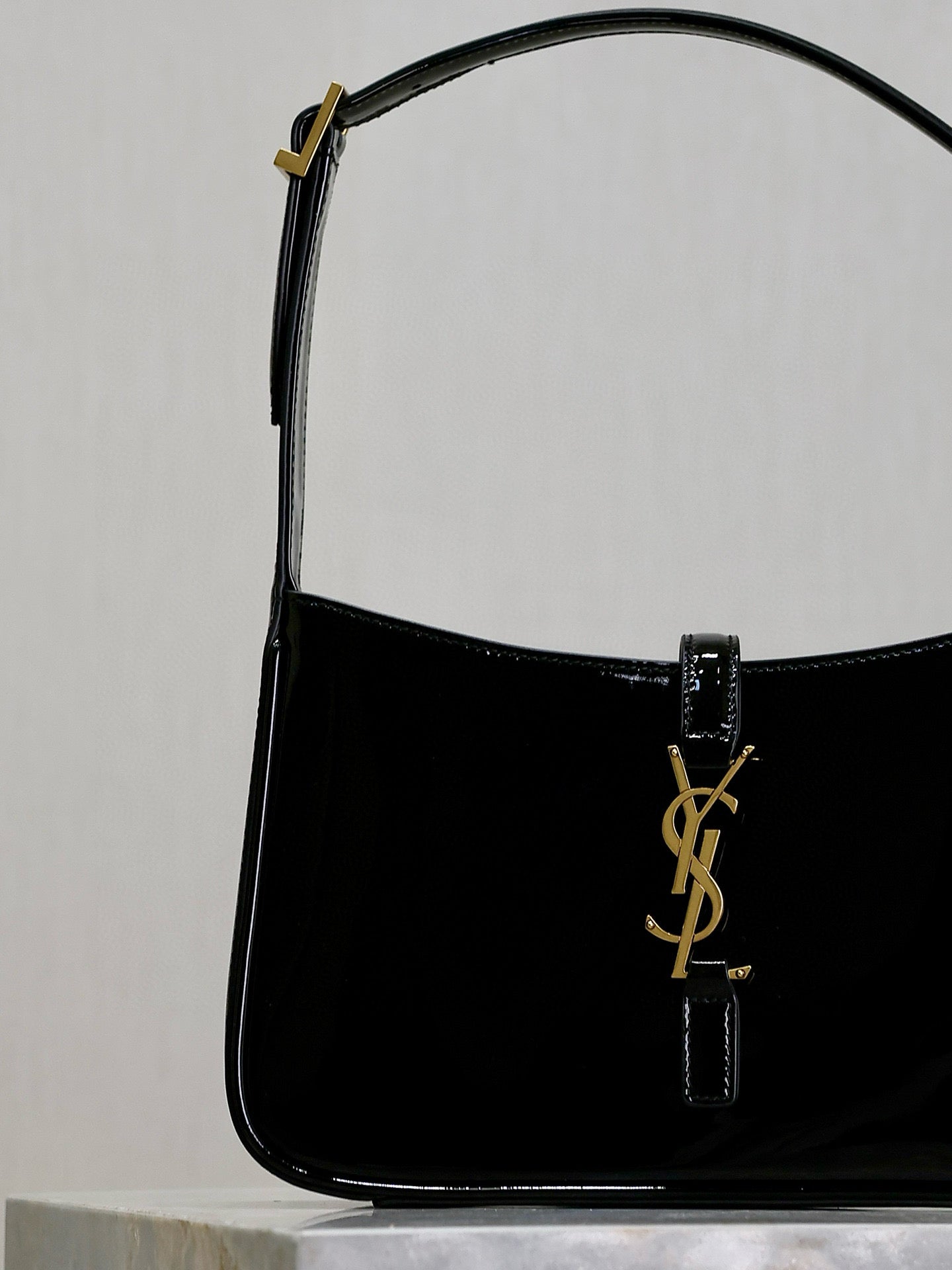 YSL 2025 Le5A7 Bag 25cm Black Gold Patent Leather