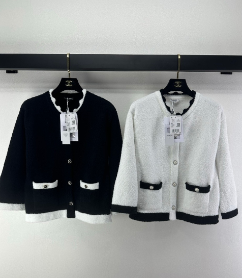 Chanel 2025 Round Neck Lace Cardigan Black White Wool 325690