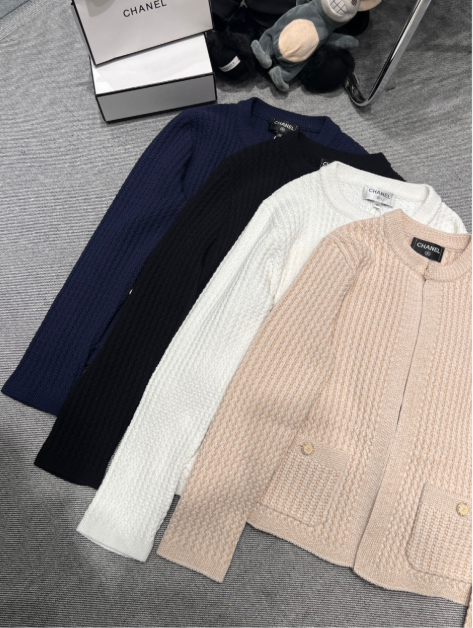 Chanel 2026 Knit Cardigan Wool Cashmere