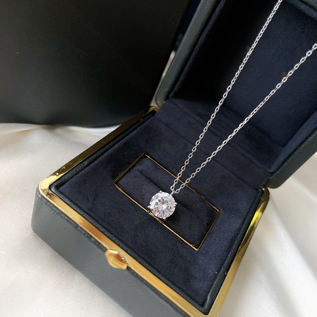 GRA ROUND SILVER DIAMOND NECKLACE