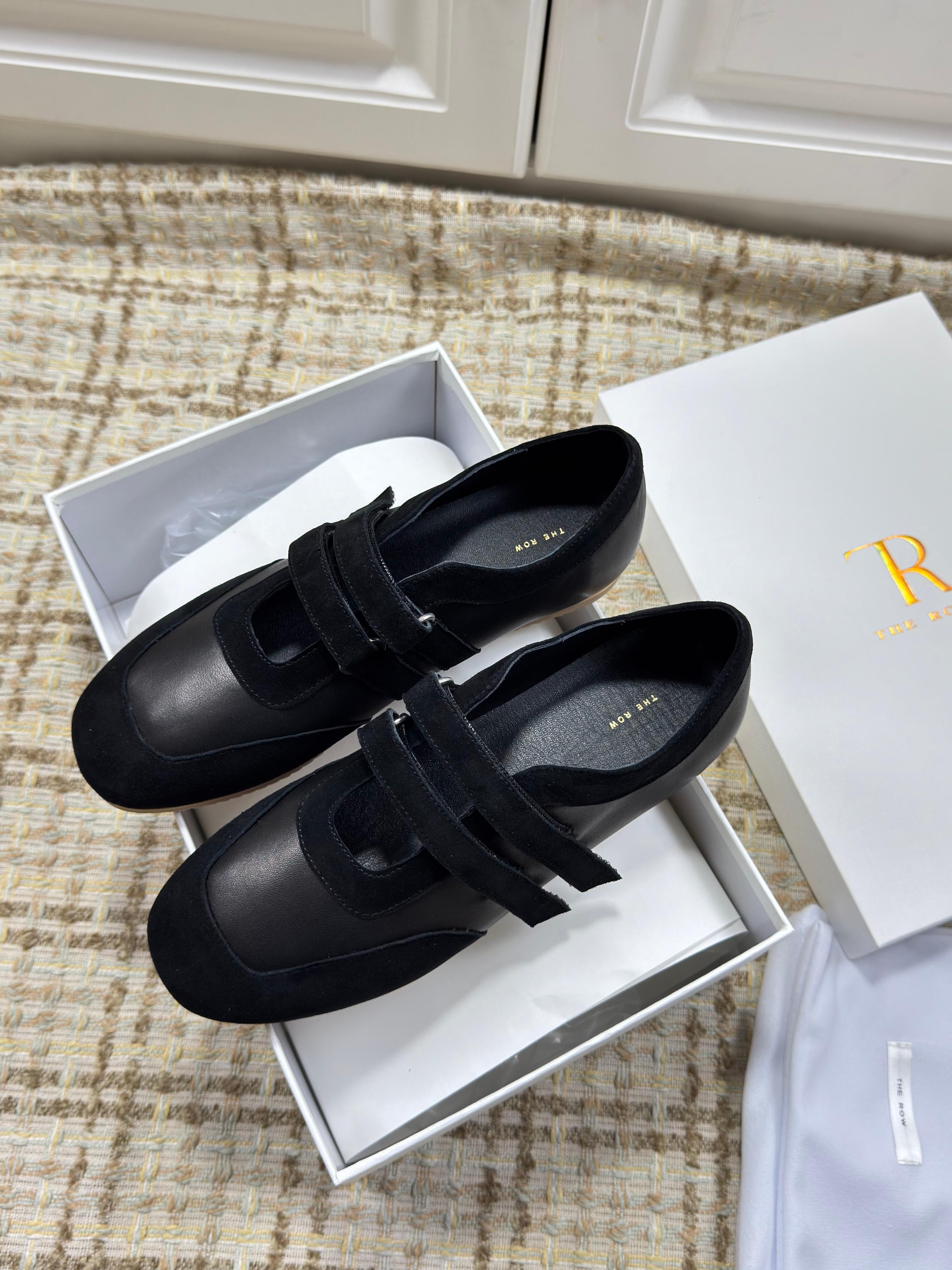 The Row 2025 Ballet Flat Sheepskin Suede 560619