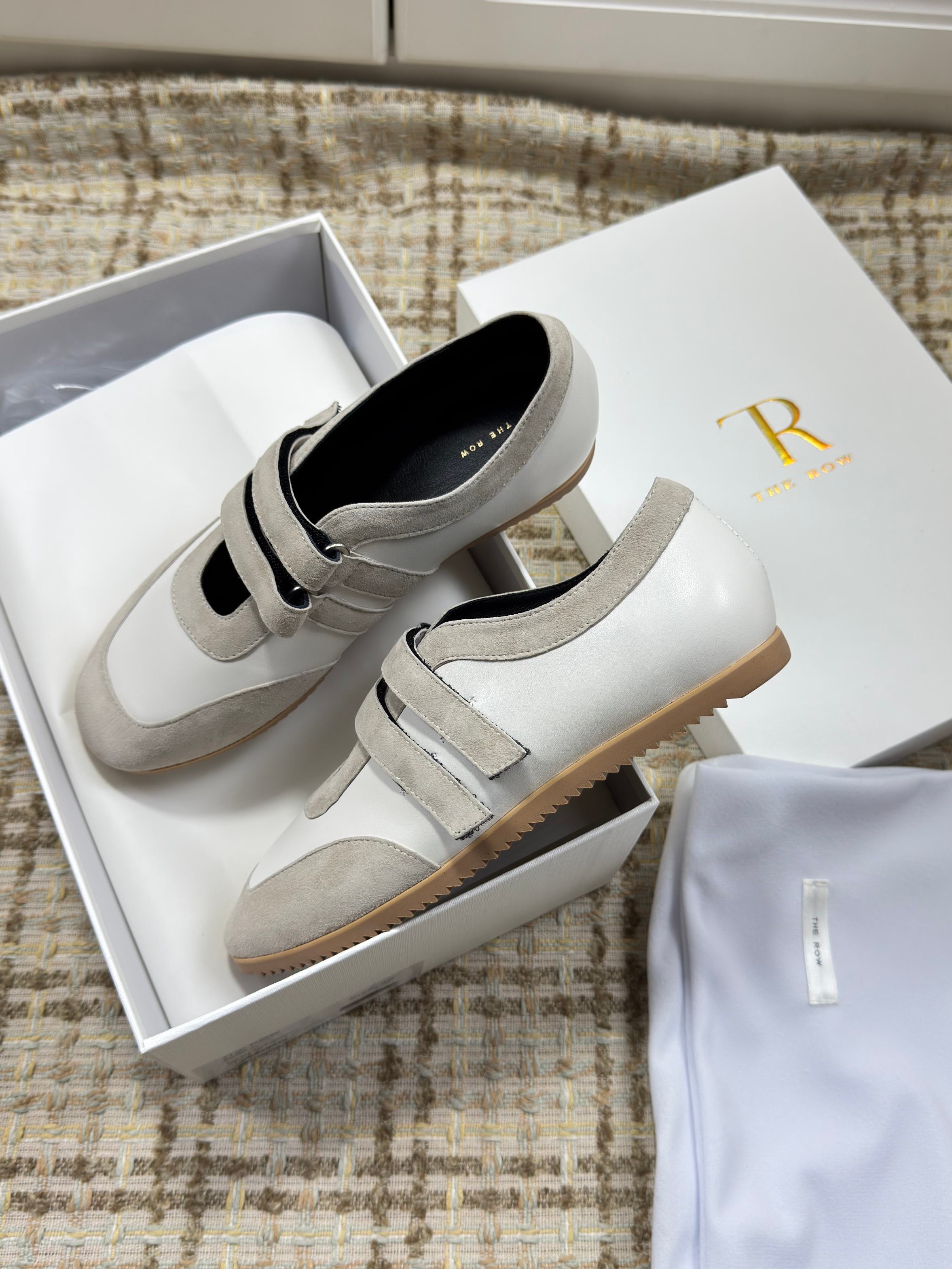 The Row 2025 Ballet Flat Sheepskin Suede 560619