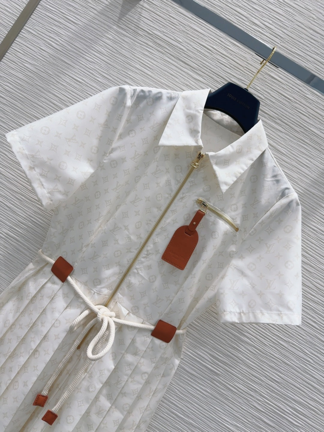 LV 25 Pleated Trendy Dress White Blue Poliester