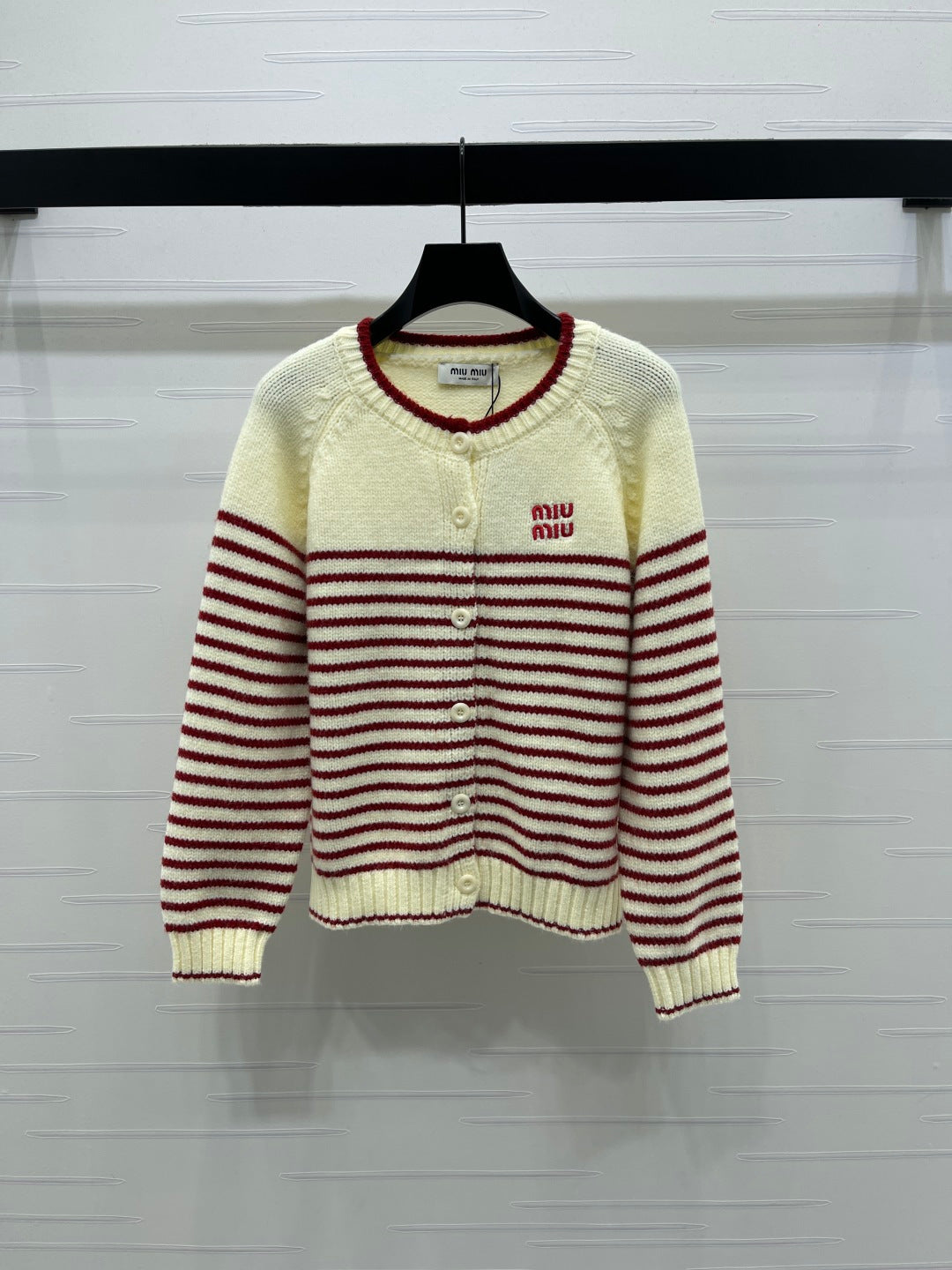 Chanel 2026 Striped Knit Crew Neck Long-sleeved Cardigan Wool